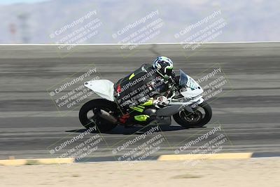 media/May-10-2025-Race Pace (Sat) [[db32fef2da]]/Vested/3-Bowl Set 1 (9am)/